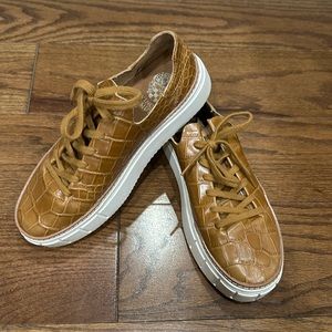 Vince Camuto platform sneakers